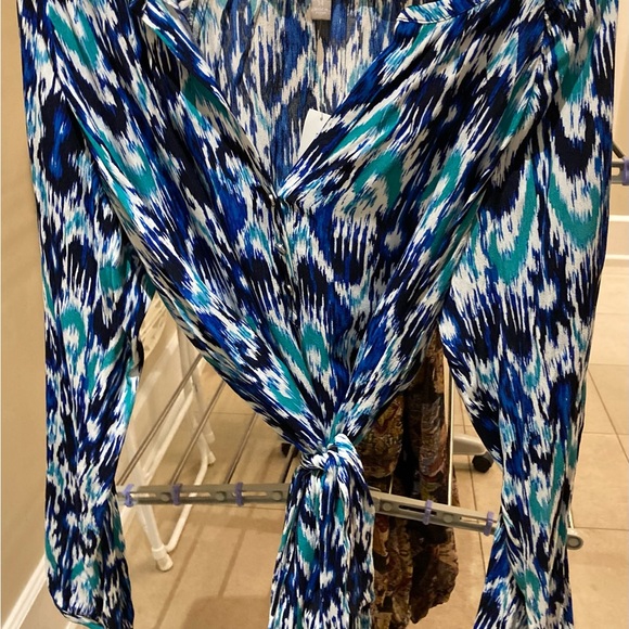 Never worn Banana Republic shirt dress! Great for summer weather and casual wear - Picture 1 of 3